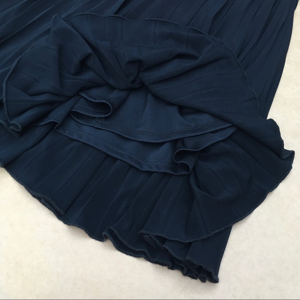 Shelli Segal ❉ Pleated & Shirred Cocktail Dress in Black Size 4 - Picture 7 of 9